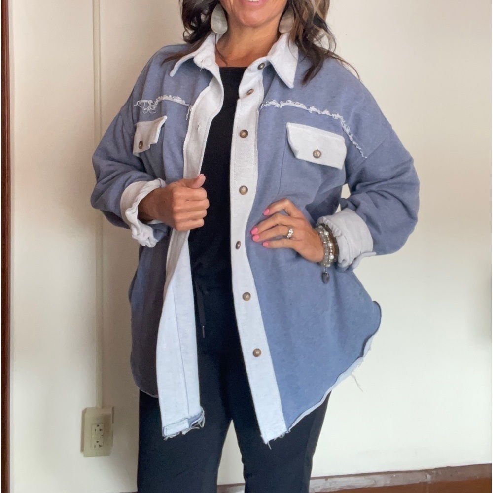 Pol Boutique Oversized French Terry
Long Sleeve Button Down Shacket Raw
Seams M - Picture 2 of 8